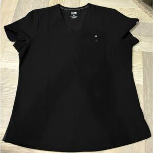 KOI BLACK SCRUB TOP MED